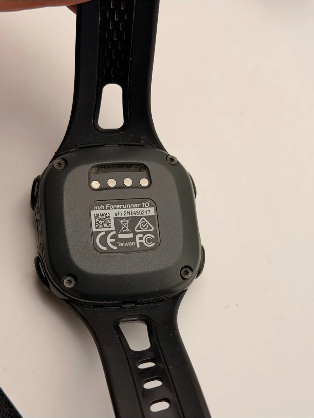 Garmin Forerunner 10, Large, Tested, Charger Included, Smartwatch, Black/Red